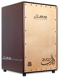 Leiva Zoco Max Cajon Based on anniversary model. Classy brown finish, 100% Siberian 3mm Spruce panel